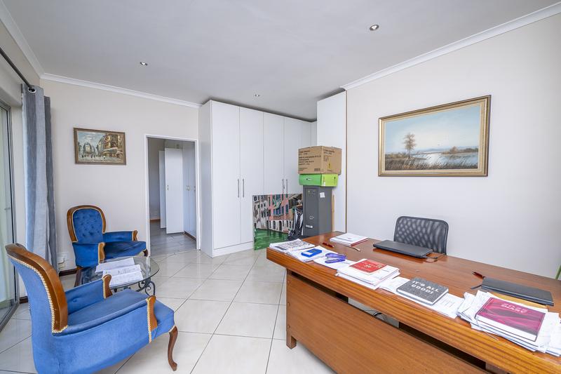 To Let 6 Bedroom Property for Rent in Kleinbron Estate Western Cape